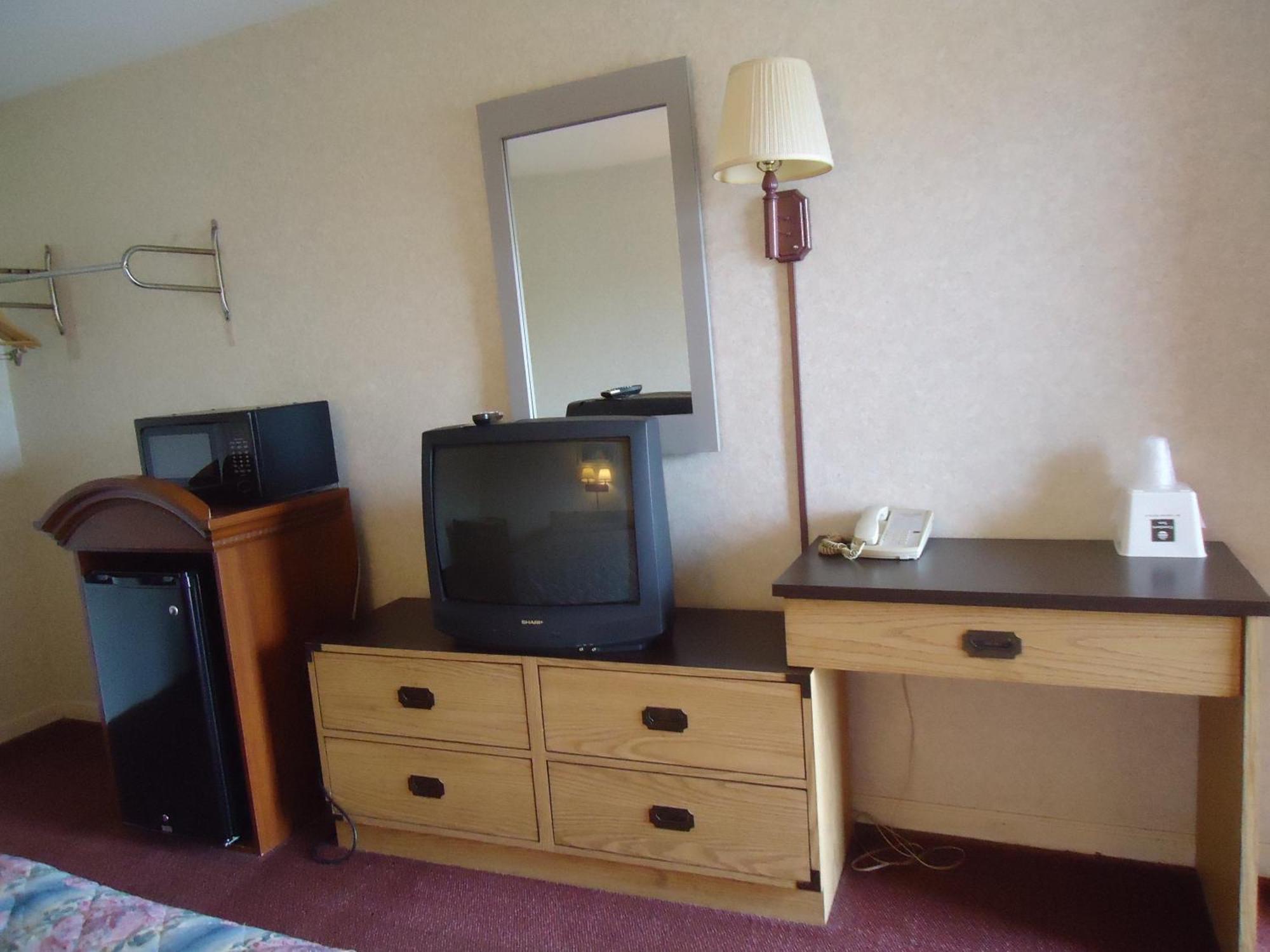 Welborn Motel - Hamptonville Esterno foto